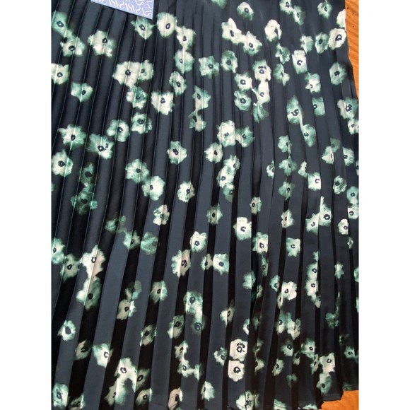 Simply Vera Vera Wang Pleated Cool At Night Skirt Pleated Size Large Blue Floral - Picture 3 of 12